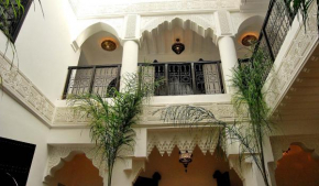 Hotel Riad Todos